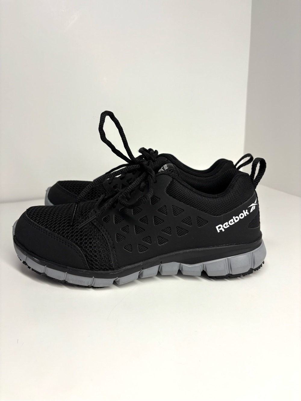 Reebok women’s Sublite Cushion Working